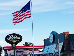 Perkins Restaurant & Bakery