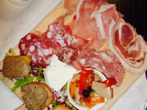 La Cantina di Gio - Winebar & Food