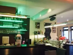Cafe Hohenbrunn Restaurant & Bar