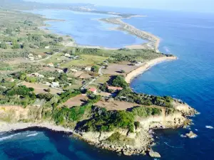 Alonaki Bay