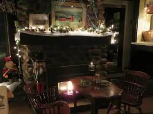 Old Orchard Inn