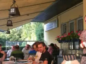 Maggi's Taverne