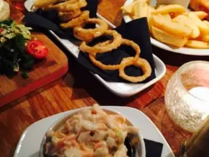 The Fox & Hounds