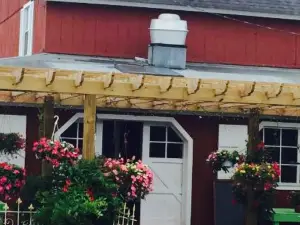 Penza's Pies at the Red Barn