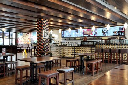 Max Brenner - Surfers Paradise