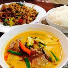 Thai Wi-Rat 여행 사진