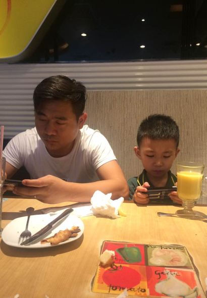 必胜客(东茅岭店)