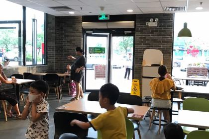 麥當勞(惠南大道店)