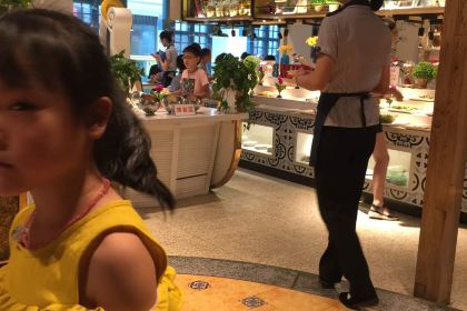 欧诺拉牛排自助百汇(宜兴万达广场店)