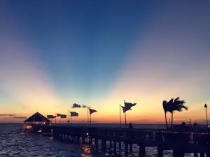 Sunset Grille & Raw Bar