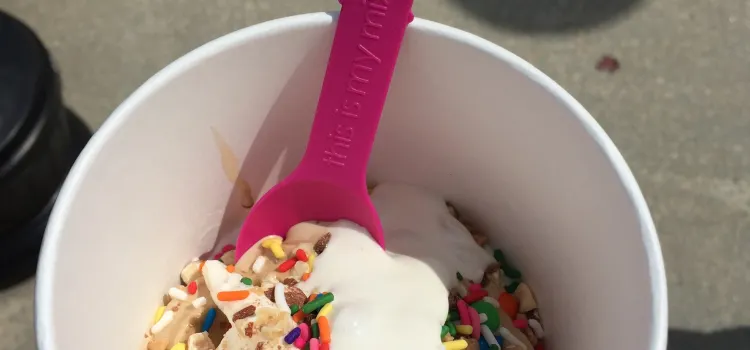 Menchie's Creedmoor Crossings