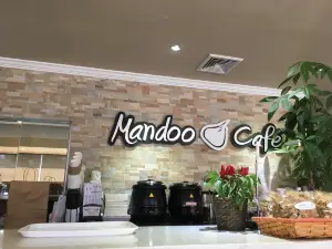 Mandoo Cafe