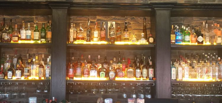 Vast Kitchen & Bar