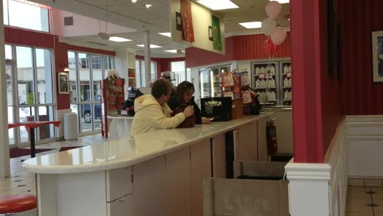 Oberweis Ice Cream and Dairy Store