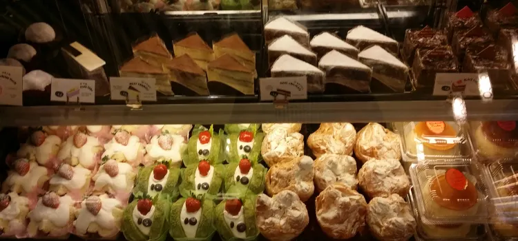 Donutes Coffee & Cake Baking Malaysia