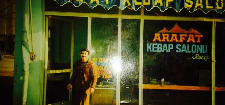 Arafat Kebap Salonu