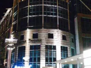 BLIXX Restaurant ATLANTIC Hotel Airport