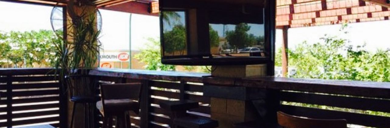 Froth Craft Brewery Exmouth / Restaurant / Entertainment Venue