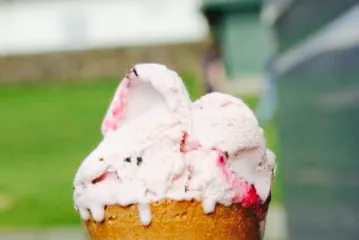 Cariad Gelato Piaggio