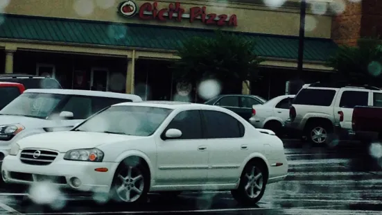 Cici's