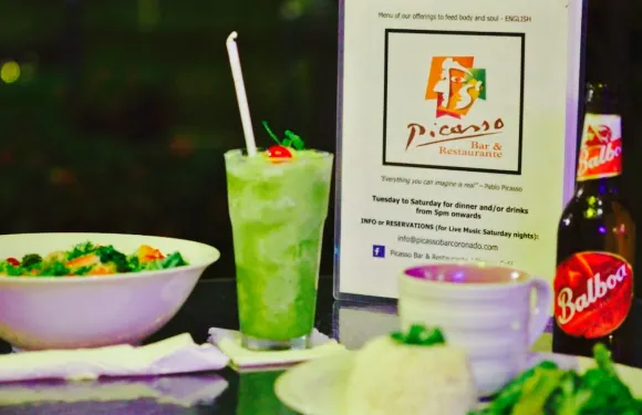 Picasso Cafe, Bar & Restaurante