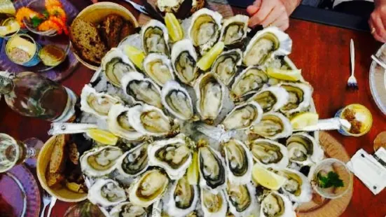 Chai Anselme, Dégustation d'huîtres