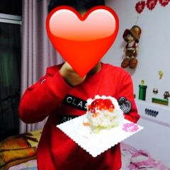 Qianbeilihongbei (nonglin) User Photo