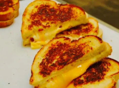 Baggin's Gourmet Sandwiches & Catering on Valencia