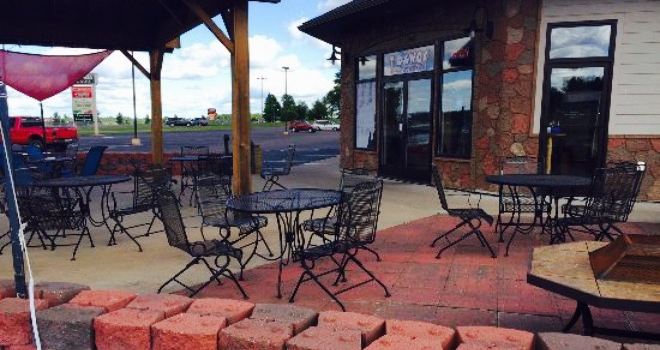 T-Dawgs Bar & Grill