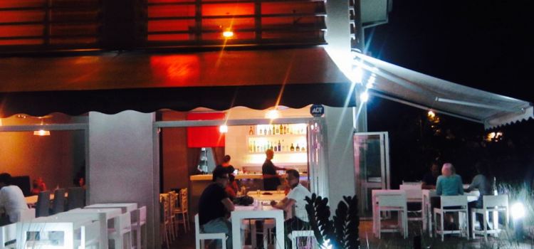 Wok N Roll Restaurant & Oyster Bar