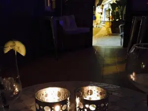 Aventura Bar