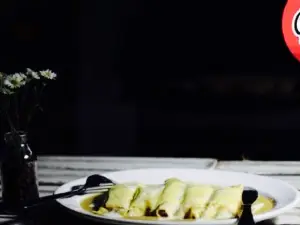 Gloria's Cafeteria