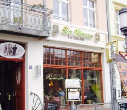 Ristorante & Pizzeria la Piazza