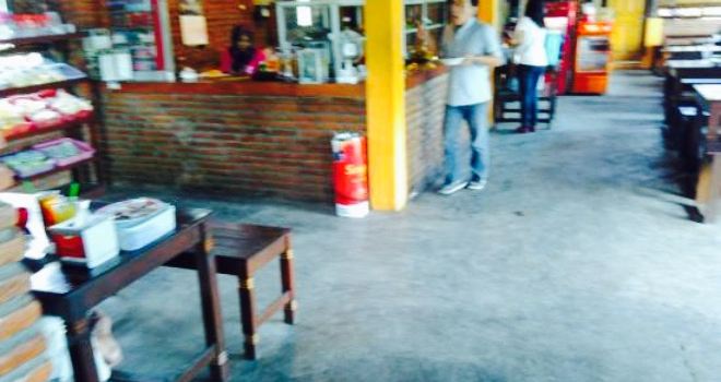 Warung Nayamul