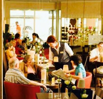 Cafe Moller