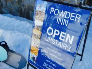 Powder Inn