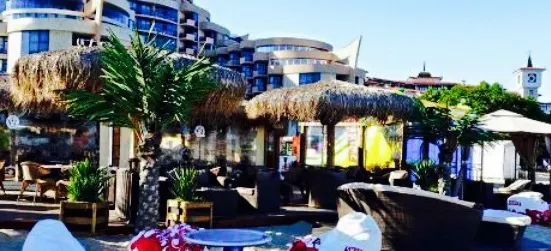 Fiesta Beach bar