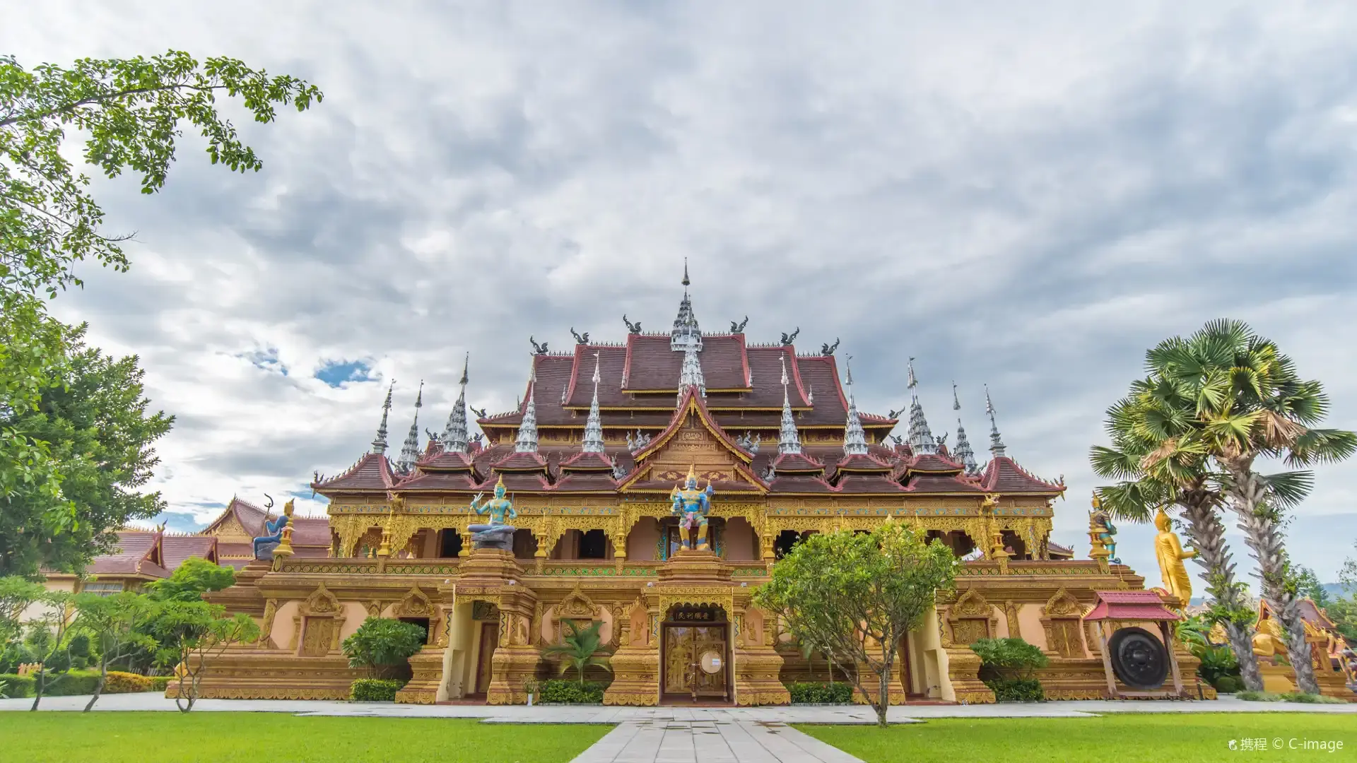 โรงแรมใกล้วัดป่าเชต์มหาราชฐาน