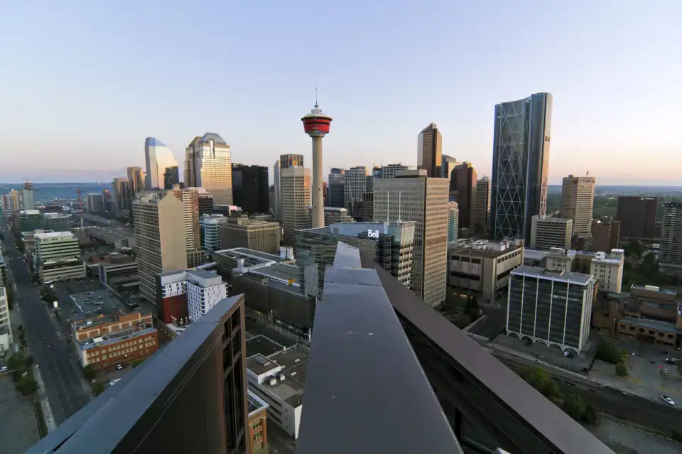 4_Calgary Tower