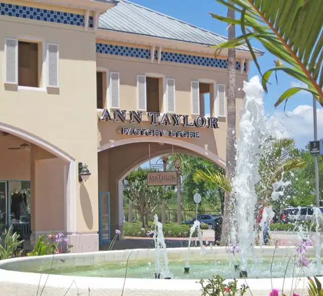 Các khách sạn gần Ellenton Premium Outlets