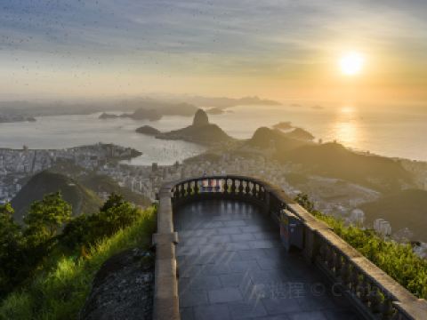 MIAMI INTERNATIONAL AIRPORT map