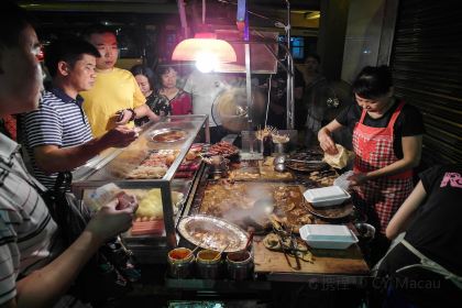 Macau Ming Kee Beef food