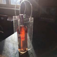 龙谕酒庄·餐饮部 User Photo