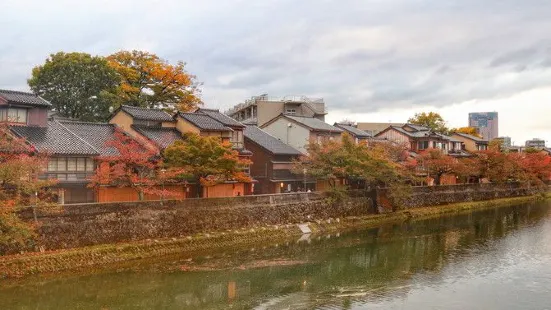 東茶屋街