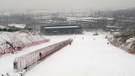 夾穀山滑雪場