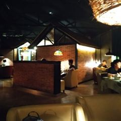 树下时尚餐厅(翠园街店) User Photo