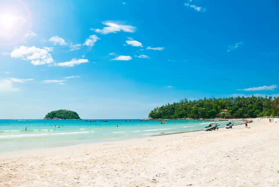 4_Karon Beach
