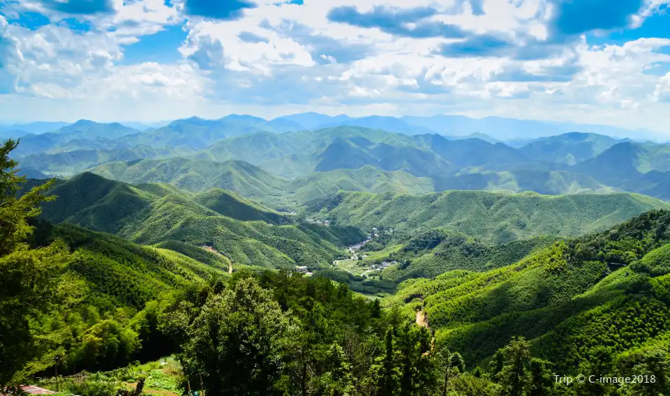 2_Gushan (Drum Mountain) Scenic Area