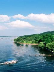 Moshan Meiyuan Pier of East Lake