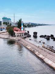 Dinh Cau temple